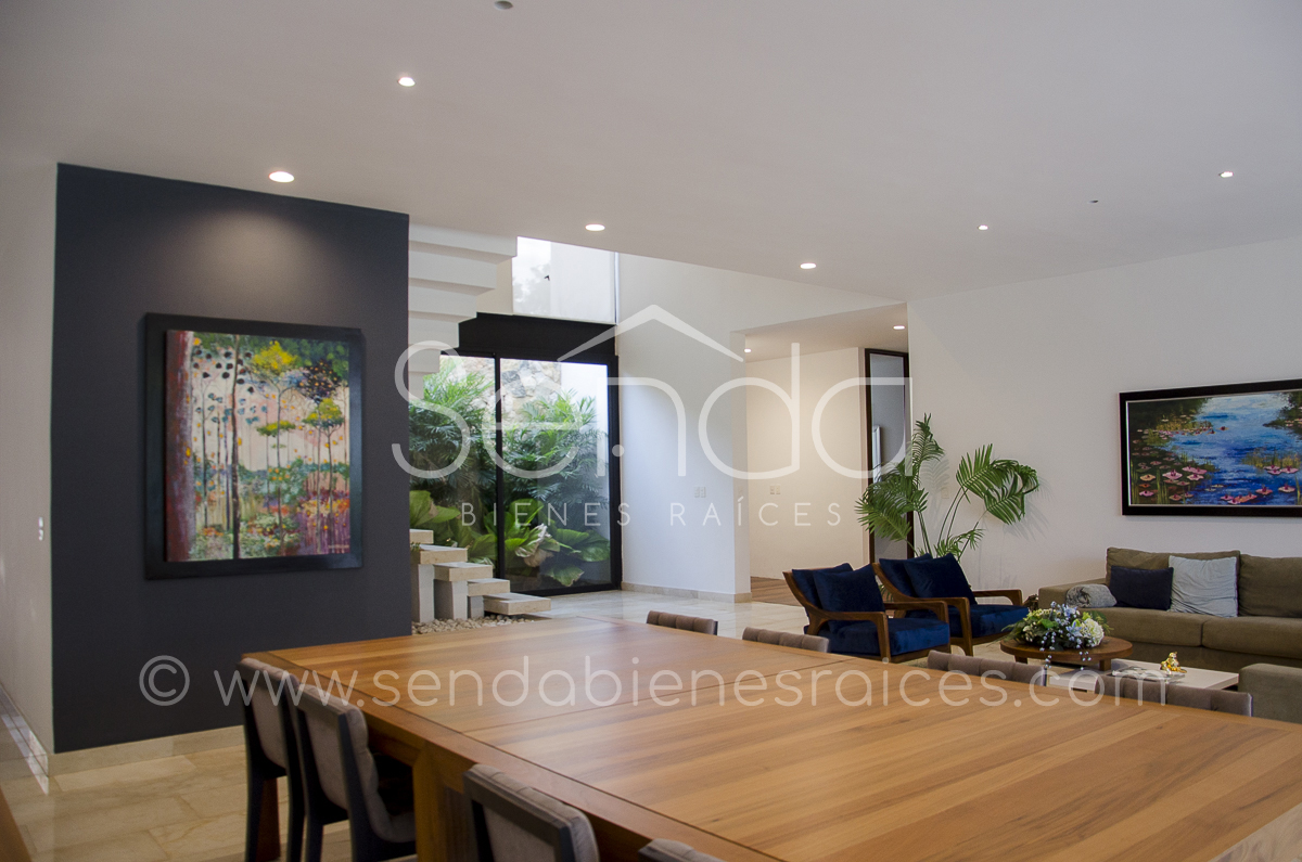 2019-12-03_23_15_41_19KG-38 Casa en venta en La Ceiba -17.jpg